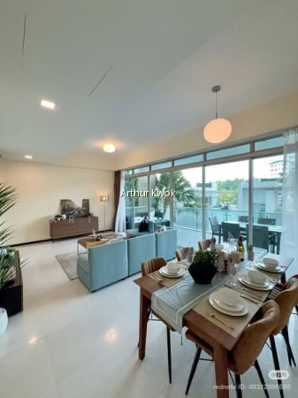 RESIDENCES @ EMERALD HILL photo 5