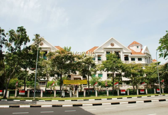 STRATFORD COURT 10