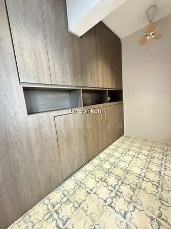 TOWNHOUSE APARTMENTS 9