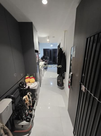 RIVERFRONT RESIDENCES photo 6