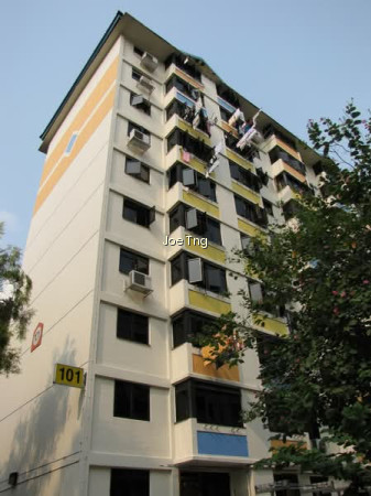 101 COMMONWEALTH CRESCENT photo 5