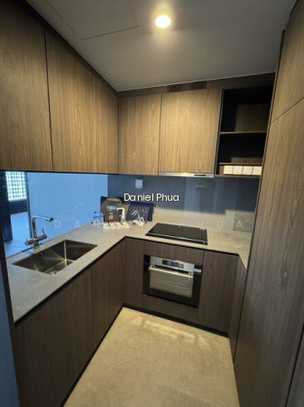 MIDTOWN MODERN 9