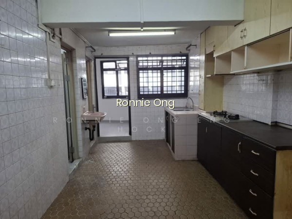 13 TELOK BLANGAH CRESCENT photo 3