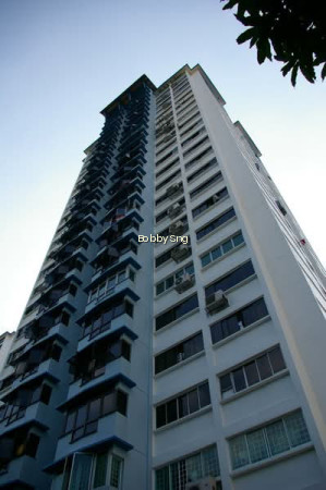 100 WHAMPOA DRIVE photo 5