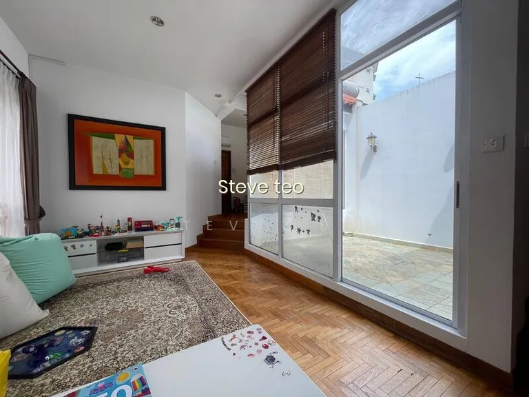 Chancery Lane Barker Road Goldhill image 1 of 10