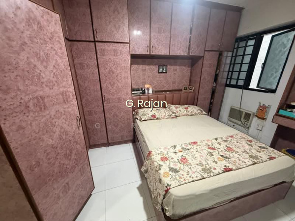 303 JURONG EAST STREET 32 photo 2
