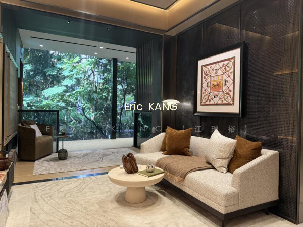 UPPERHOUSE AT ORCHARD BOULEVARD
