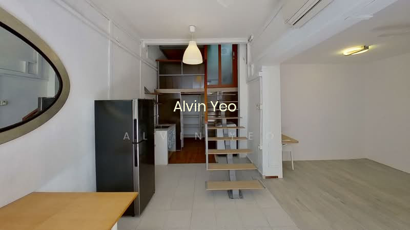 TIONG BAHRU ESTATE 4