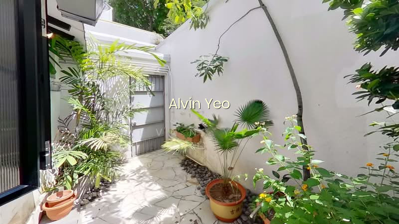 TIONG BAHRU ESTATE 10