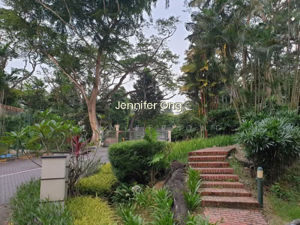HILLCREST ARCADIA 8