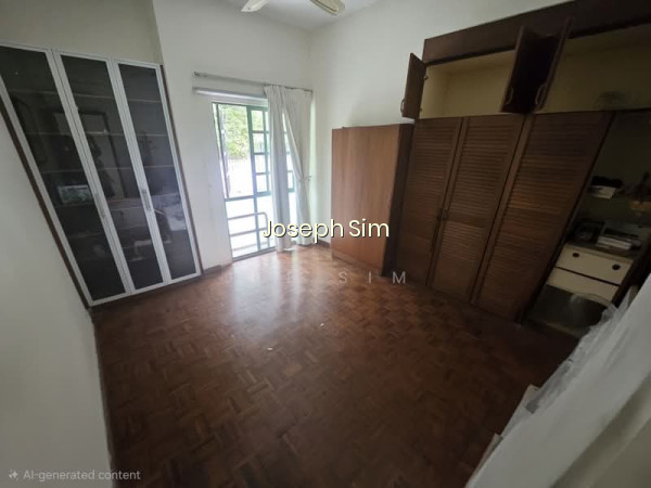 GOLD COAST CONDO photo 3