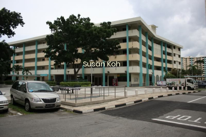 121 PAYA LEBAR WAY photo 3