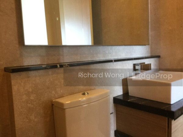 MARINA BAY RESIDENCES 10