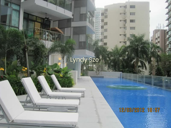 THE LINCOLN RESIDENCES 9