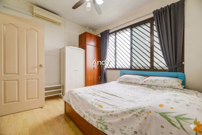 253 BANGKIT ROAD photo 3