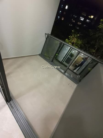 HAUS ON HANDY 9