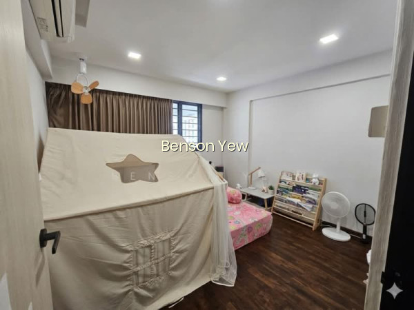 429 TAMPINES STREET 41 photo 6