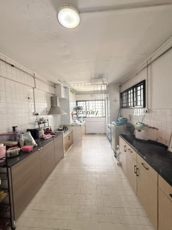 328 JURONG EAST STREET 31 photo 2