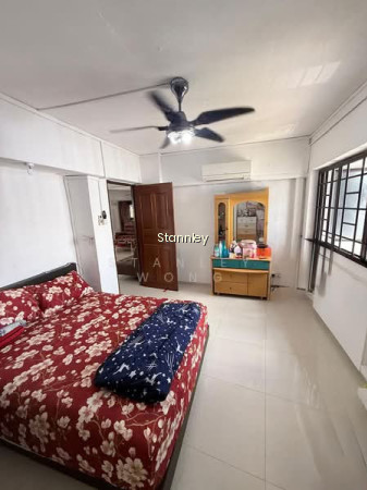328 JURONG EAST STREET 31 photo 5