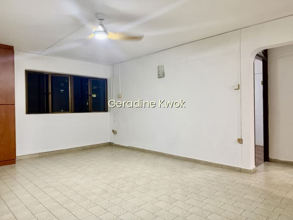 93 BEDOK NORTH AVENUE 4 photo 2