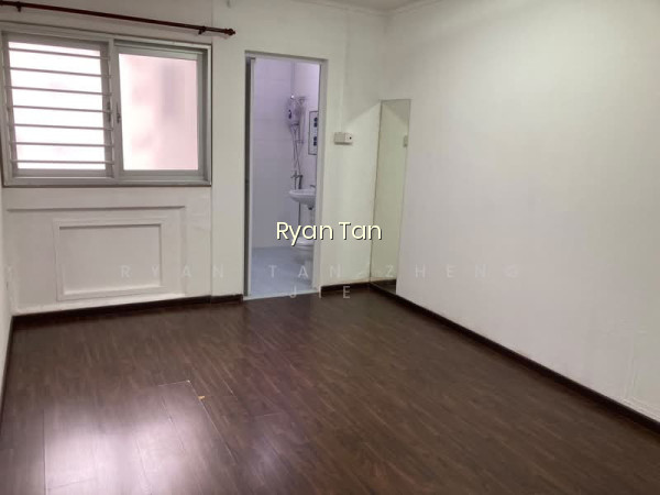 524 HOUGANG AVENUE 6 photo 3