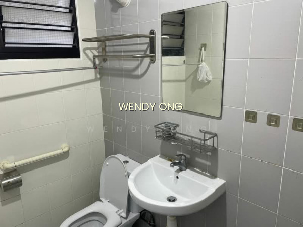641 HOUGANG AVENUE 8 photo 2