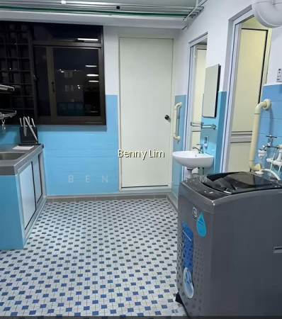 25 TOA PAYOH EAST photo 5