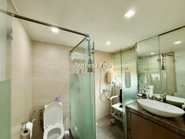 CAVENAGH COURT photo 3