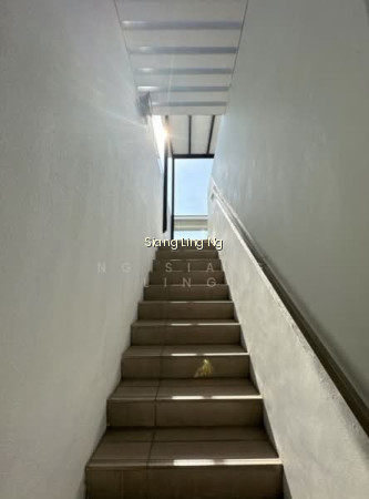 THE WATER EDGE @ GEYLANG photo 5