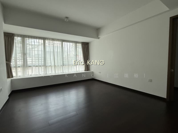 RESIDENCES @ EMERALD HILL photo 6