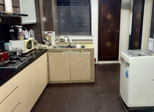 231 LORONG 8 TOA PAYOH photo 2