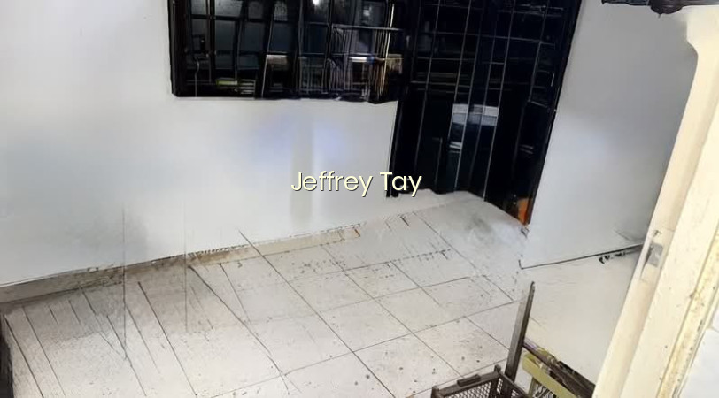231 LORONG 8 TOA PAYOH photo 3
