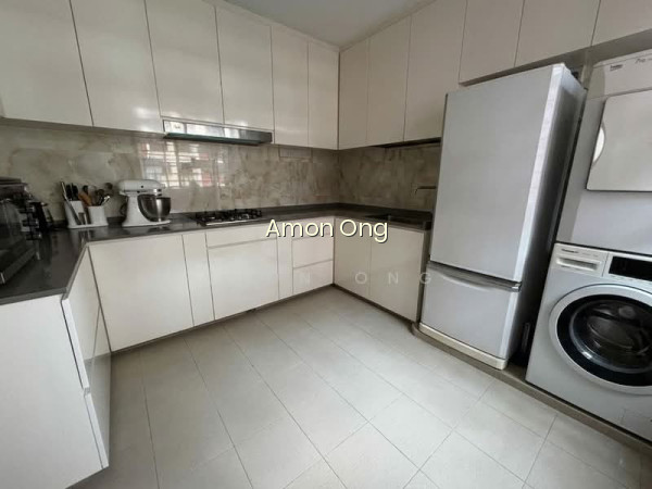 11 TOH YI DRIVE photo 4