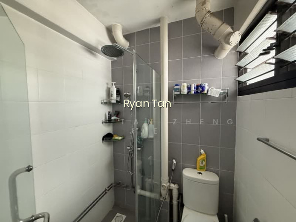 205 CLEMENTI AVENUE 6 photo 3