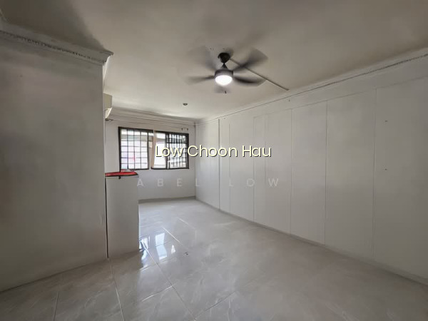 328 TAMPINES STREET 32 photo 5