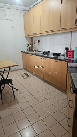 239 COMPASSVALE WALK photo 6