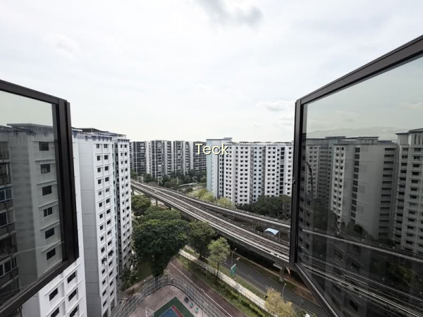 201C COMPASSVALE DRIVE photo 6