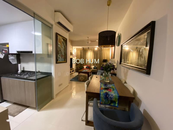 THE METROPOLITAN CONDOMINIUM photo 2