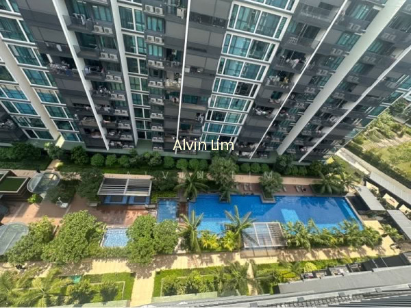 TREASURE AT TAMPINES 9