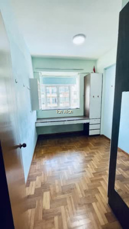 FOREST HILLS CONDO photo 6