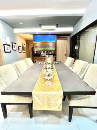 VARSITY PARK CONDOMINIUM photo 3