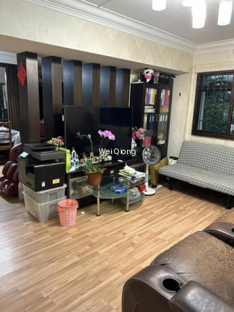 411 SEMBAWANG DRIVE photo 3