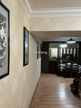411 SEMBAWANG DRIVE photo 5