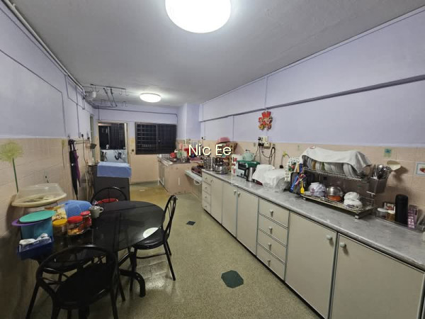 29 MARSILING DRIVE photo 2