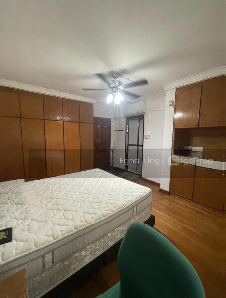 893B WOODLANDS DRIVE 50 image 1 of 6
