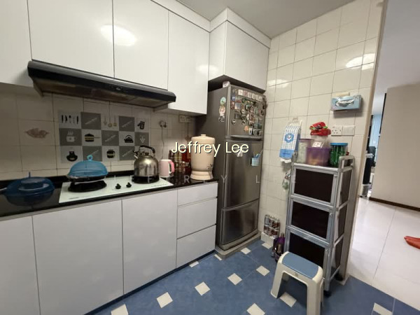 359C ADMIRALTY DRIVE photo 6