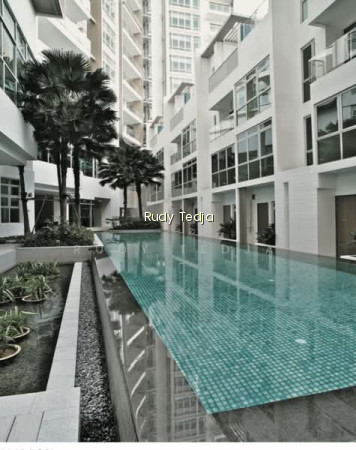 RESIDENCES @ EMERALD HILL