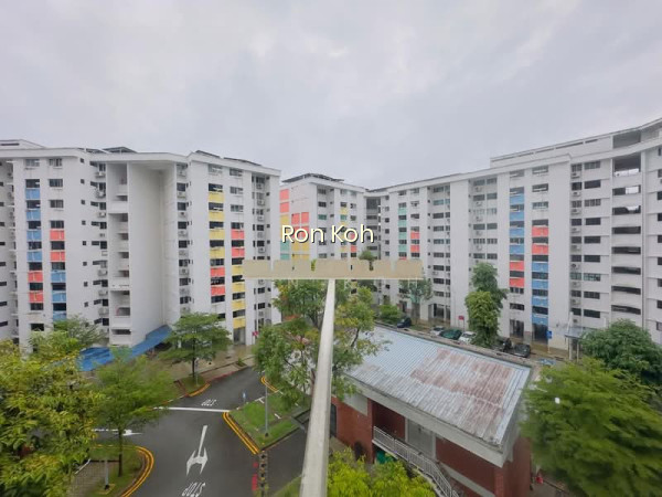 726 YISHUN STREET 71 photo 6