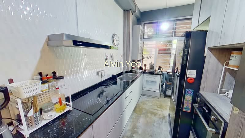 19 LIM LIAK STREET photo 5