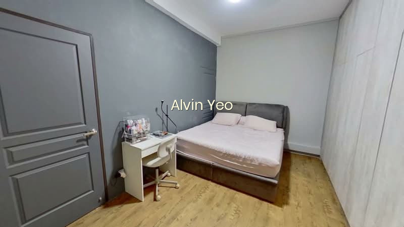 19 LIM LIAK STREET photo 6